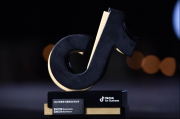 蓝瀚互动荣获TikTok for Business 2023年度多元服务合作伙伴奖项